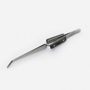 Cross-lock tweezer